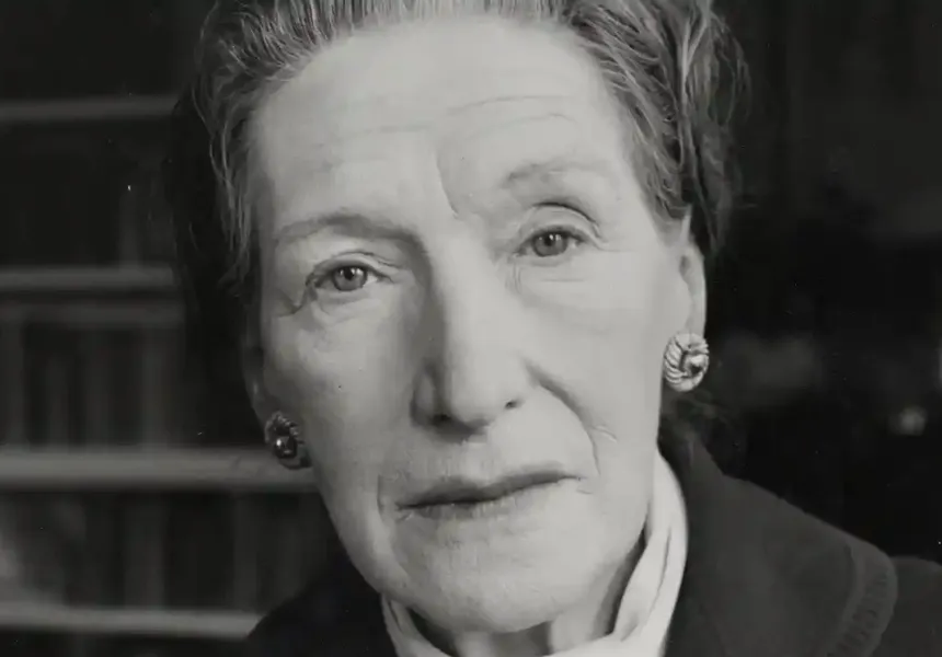 Elizabeth Bowen - Photo by Jane Bown