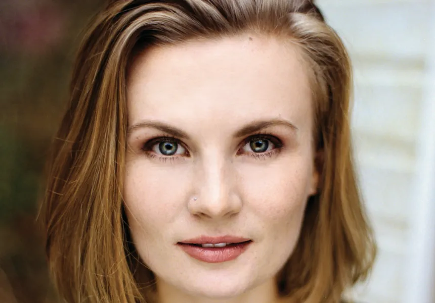 Rebecca Ballinger headshot